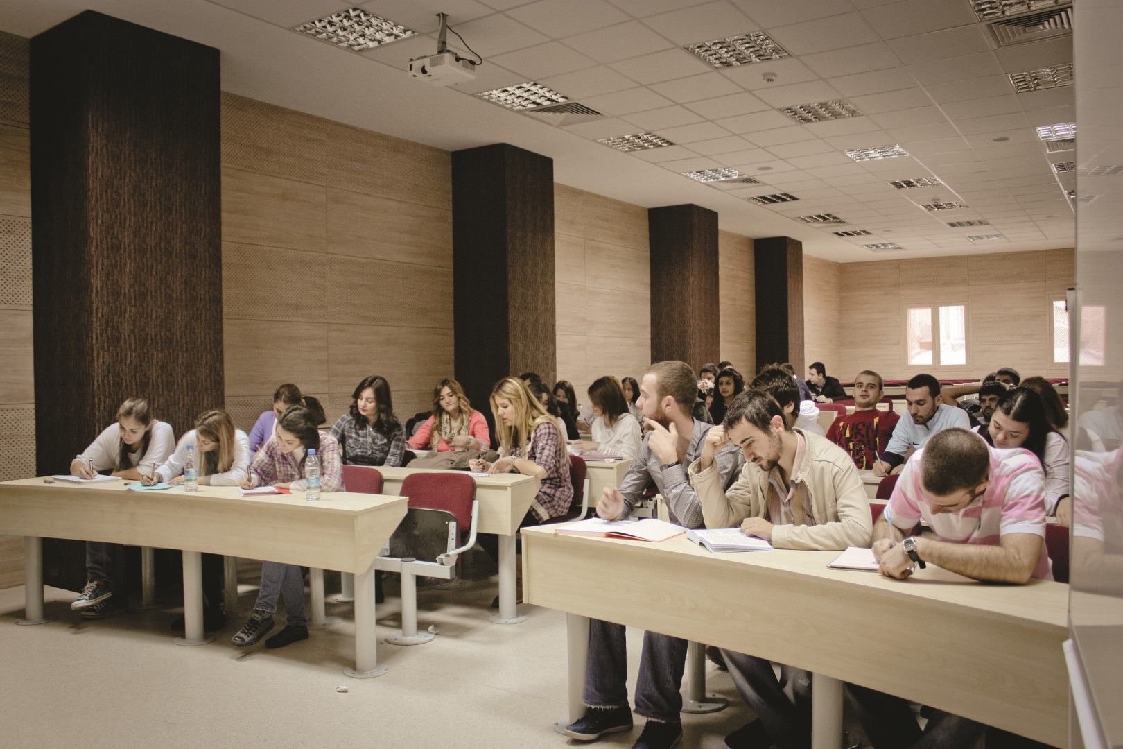 دراسة الجامعة بدون شهادة الثانوية في تركيا